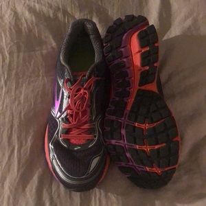 Brooks Ghost running shoes with Insoles